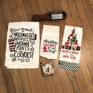 Lot of Festive Christmas Kitchen Towel Set, Ring Dish & Cheese Grater